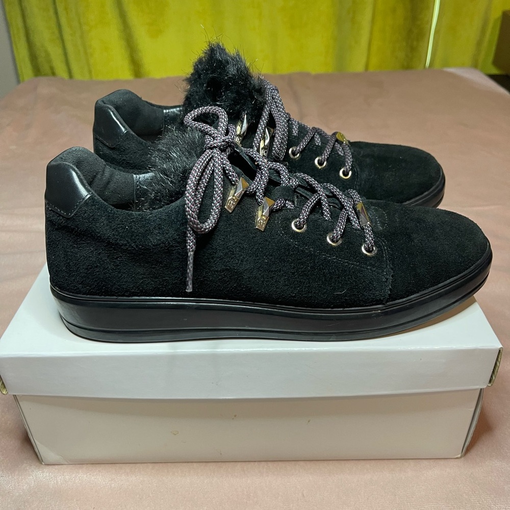 Taryn Rose weatherproof sneakers